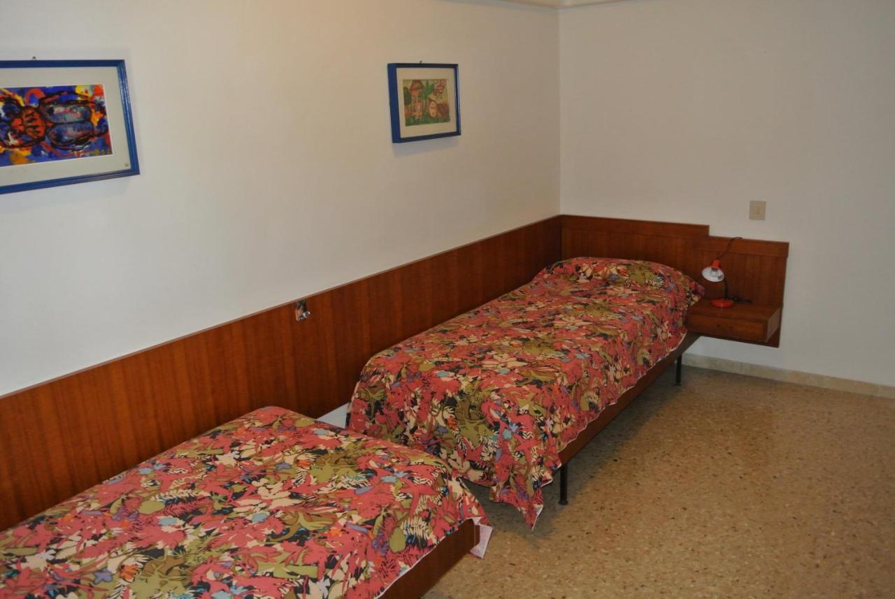 Condominio Villa Chiara Lignano Sabbiadoro Extérieur photo